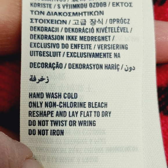 Hollister pink plaid oblong fringe scarf 15x70 - Picture 5 of 5